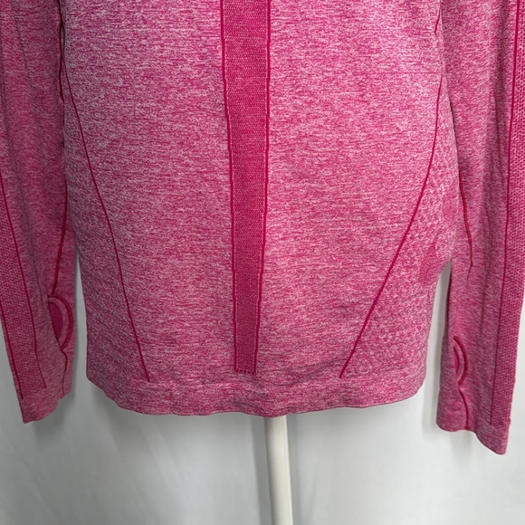 ❤️3/$30 Nike Dri-Fit Women's Pink Long Sleeve Top - Picture 4 of 13
